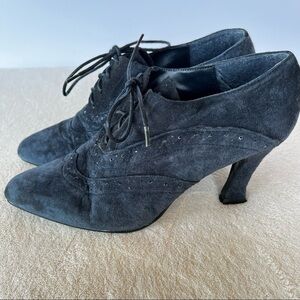 CLEARANCE FAIRY CORE BLUE GRAY SUEDE LACE UP OXFORD KITTEN HEELS SIZE 8.5